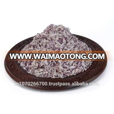 Dehydrated red onion granules